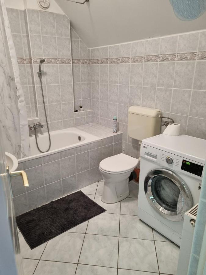 Koerteszirom Apartman Eger Eksteriør bilde